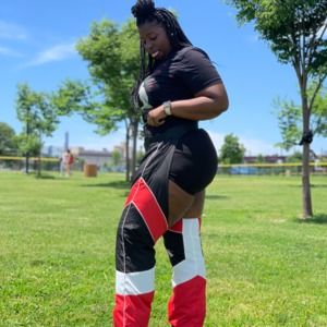 Meet your Posher, Jasmine